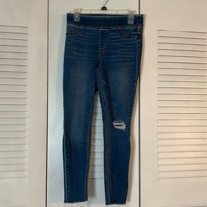 Women’s Old Navy Jean size 6